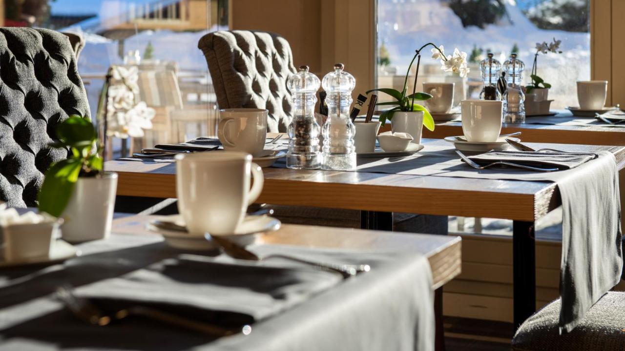Golfhotel Les Hauts De Gstaad & Spa Exterior foto