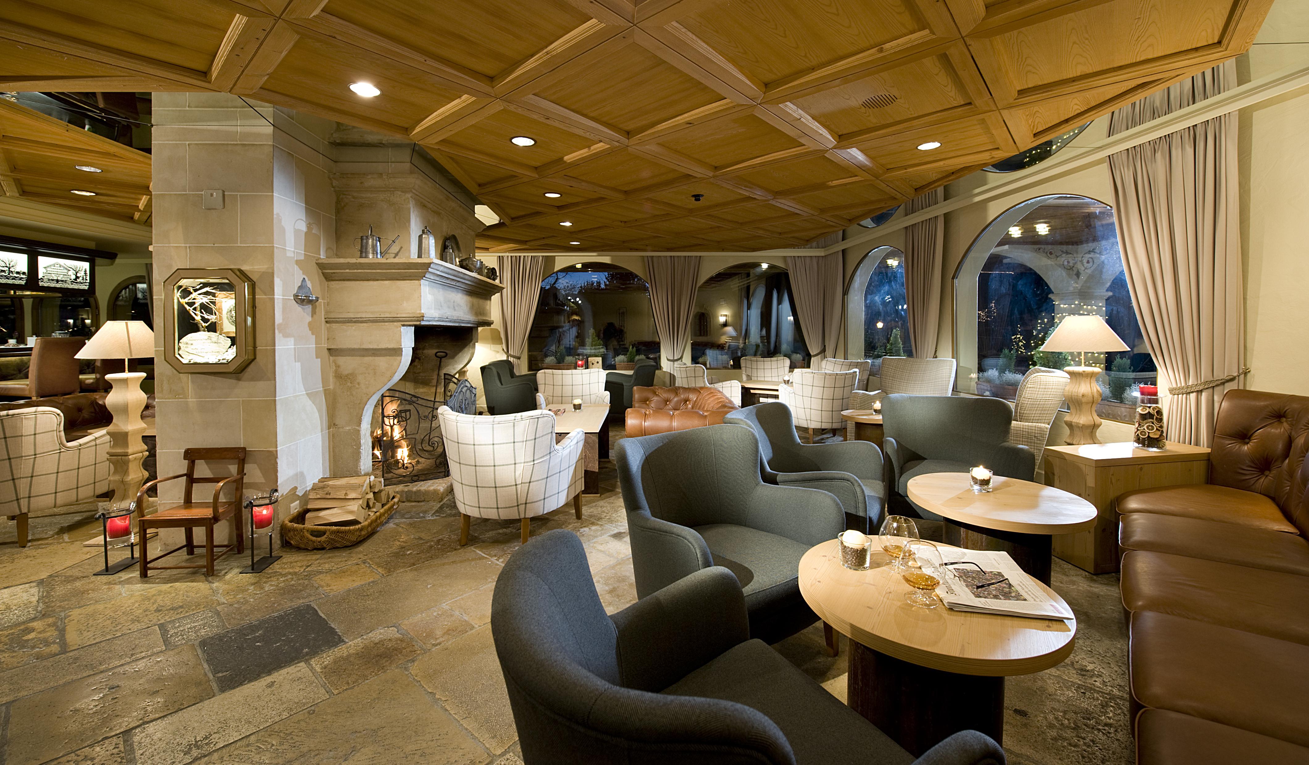 Golfhotel Les Hauts De Gstaad & Spa Exterior foto
