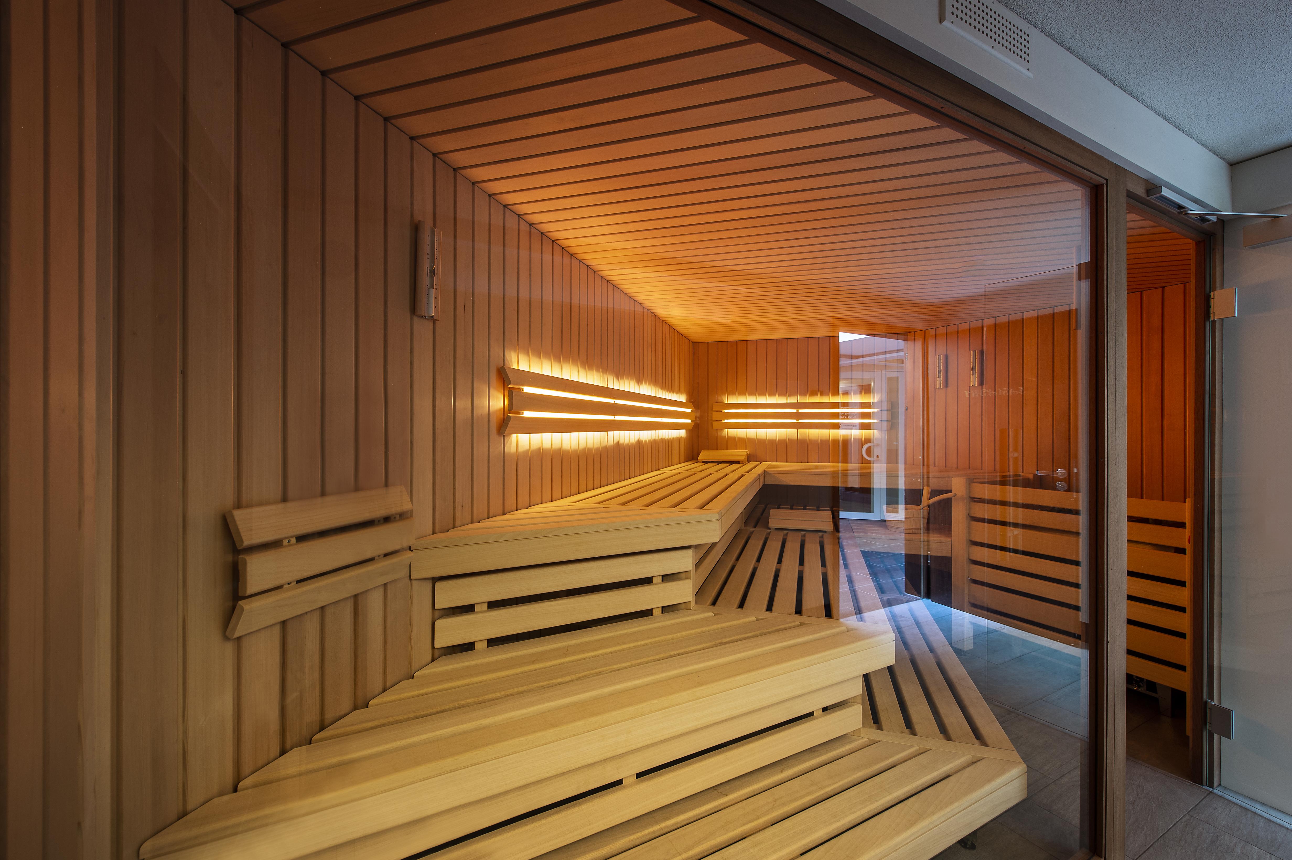 Golfhotel Les Hauts De Gstaad & Spa Exterior foto