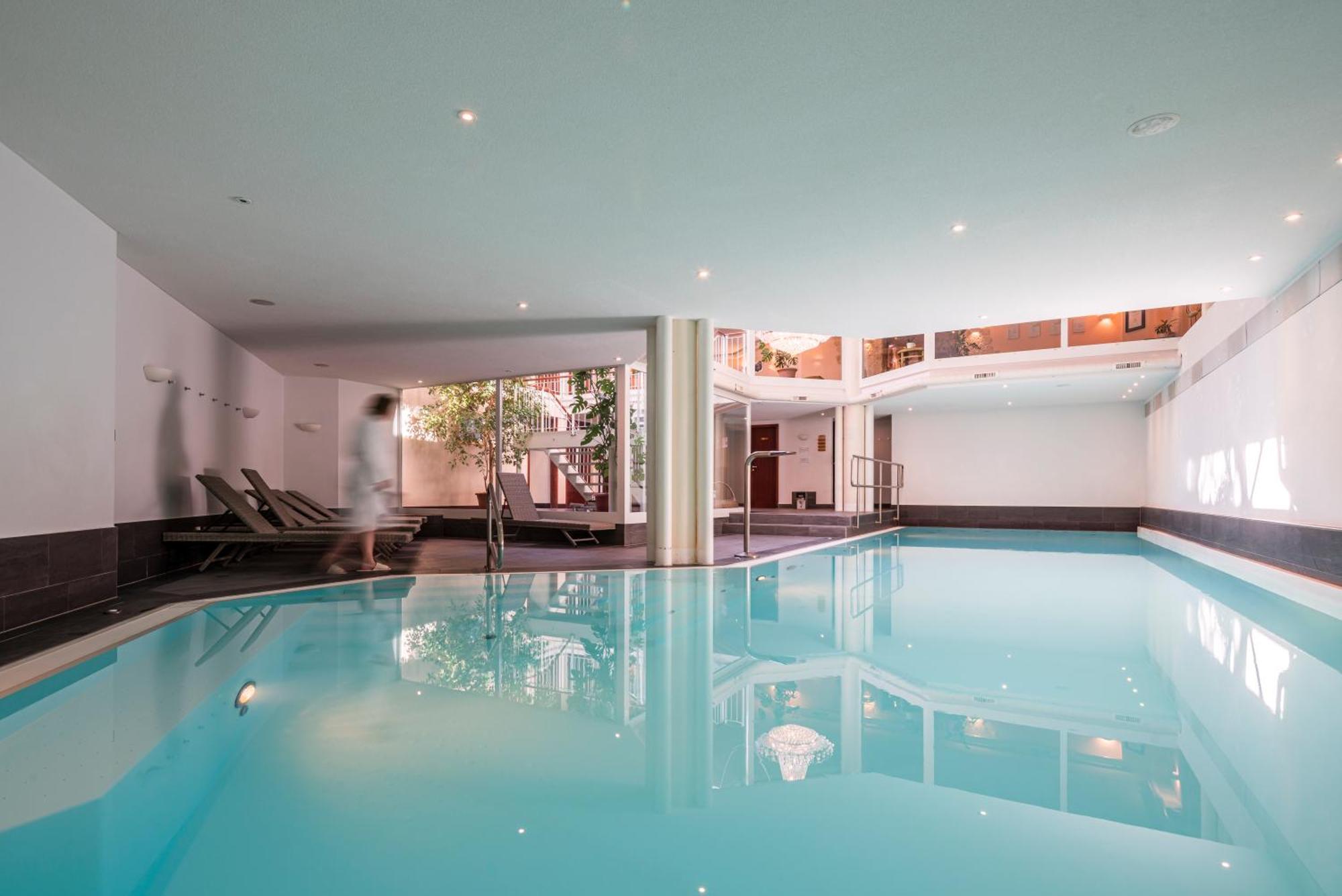 Golfhotel Les Hauts De Gstaad & Spa Exterior foto